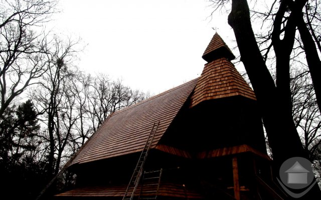 Pokrycie Dachu Gontem Drewnianym Łupanym
